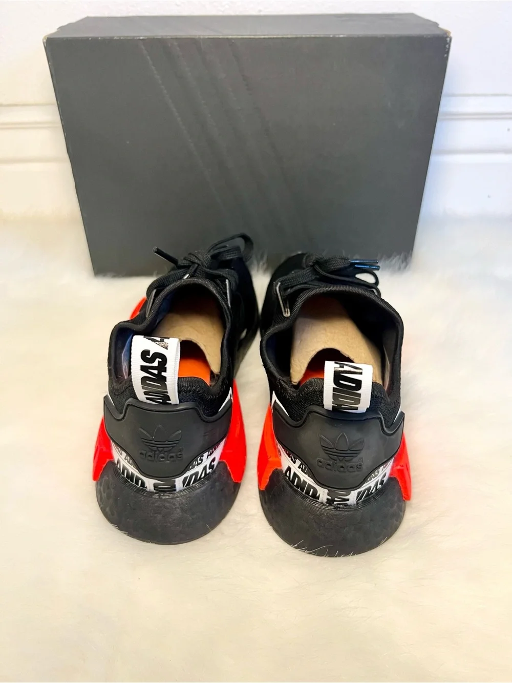adidas NMD R1 Sneakers